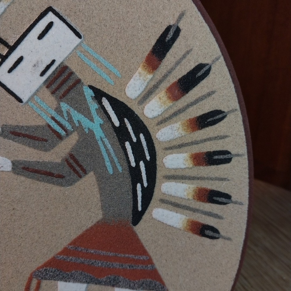 Navajo Sand Painting Signed Native American Sand Art Wall Decor Oval 9x7" READ - Picture 10 of 14